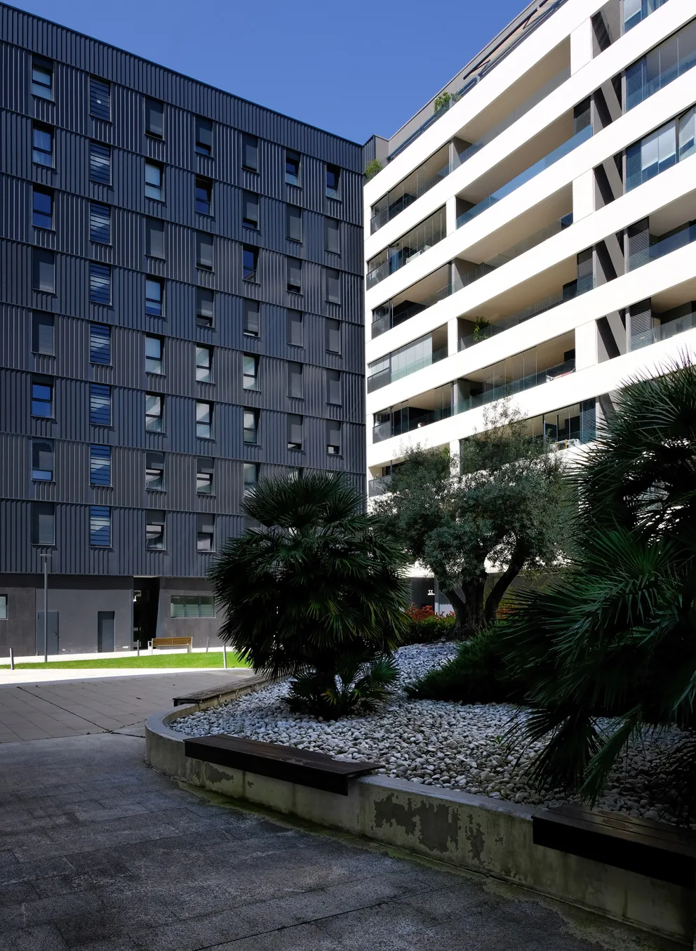 71 viviendas en Soto de Lezkairu, Pamplona